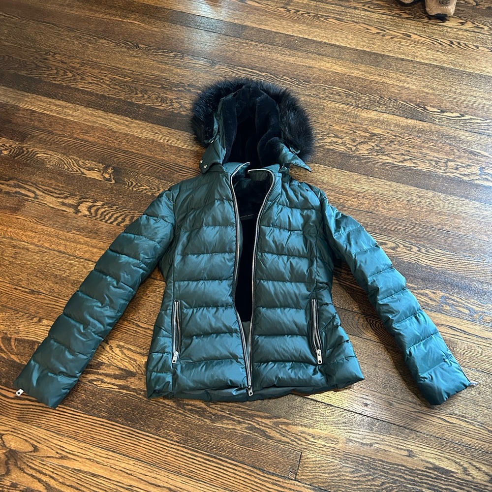 Zara jacket green size medium fits like a small